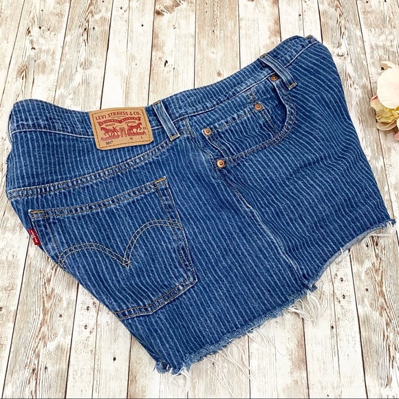 Levi’s 501 Vertical Stripes Cutoff Denim Shorts 31 - Picture 5 of 14